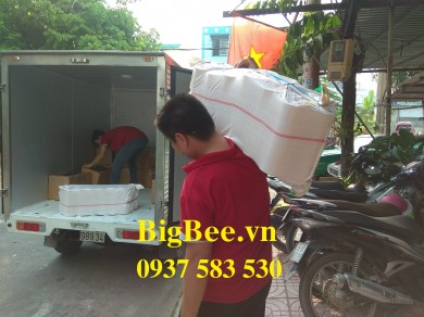 BigBee đi giao băng keo trong 4F8-100y cho Công ty KNK Sài Gòn ở KCN Cầu Tràm, Long Trạch, Cần Đước, Long An