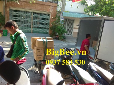BigBee đi giao hàng cho công ty Kỹ Thuật Tin Việt ở Ung Văn Khiêm, Bình Thạnh, TpHCM